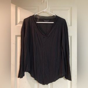 Black shirt.  Size large.  Brand:  Rock & Republic